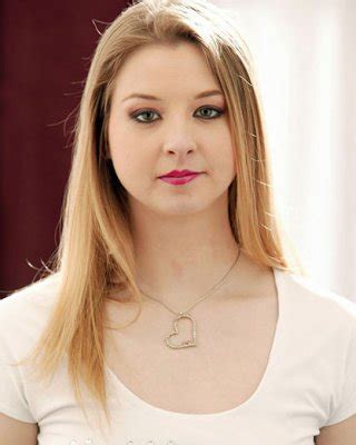 Sunny Lane Bends Over To Show Her Big Ass Small Anus And Smooth Pussy