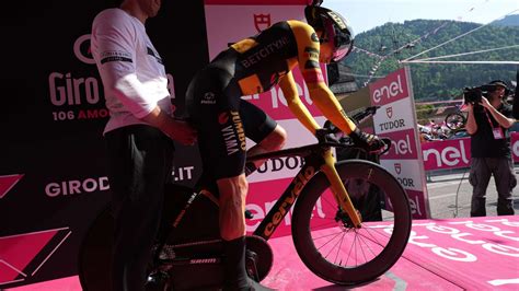 Giro De Italia Etapa As Vivimos La Victoria De Roglic En