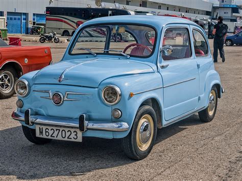 Seat 600 El Coche Que Motorizó A España