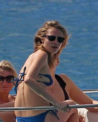 Cara Delevingne Wearing A Blue Bikini On A Beach In Barbados Porn Pictures XXX Photos Sex