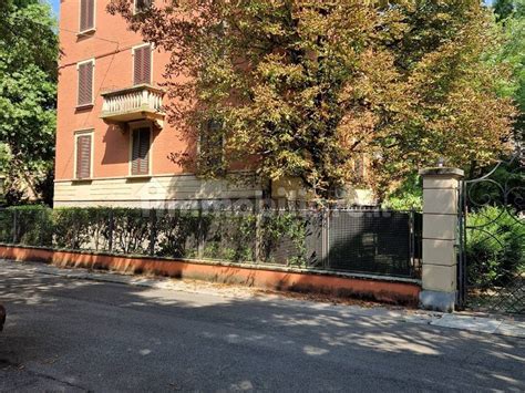 Vendita Villa Plurifamiliare In Via Dei Bononcini Modena Da