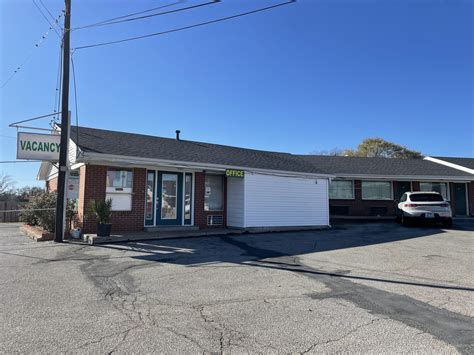 Holiday Motel - Henderson Tourist Commission