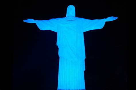 Neste S Bado O Cristo Redentor Ser Iluminado Em Azul Em Homenagem Ao