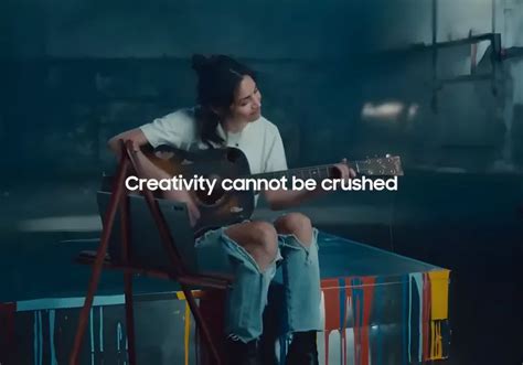 Samsung Mocks Apple Again With Uncrush Video In Response To