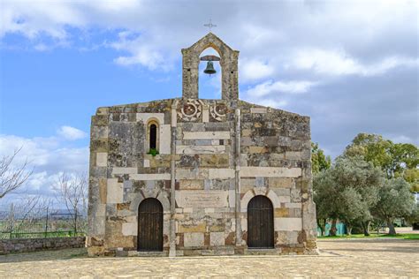 Villaspeciosa Chiesa Di San Platano Chiese Romaniche Sardegna