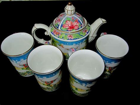 Sadler Bermuda Island Teapot Cups Mug Colorful Rooftop Seaside Floral