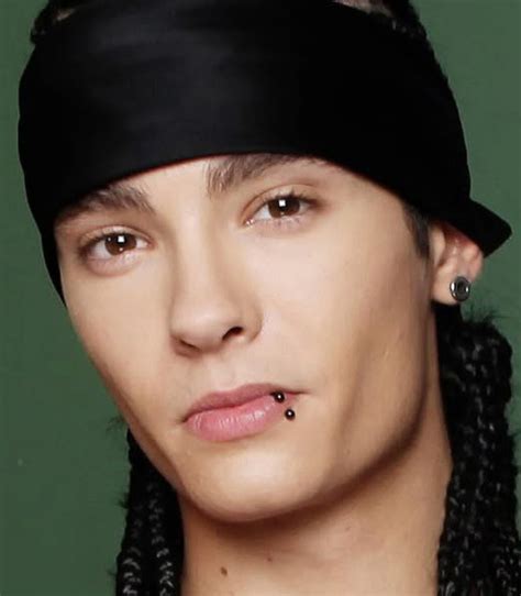 Pin By Bethany F On Tom Kaulitz Of Tokio Hotel Tom Kaulitz Tokio