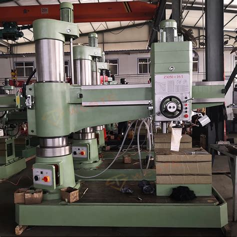 Big Diameter Borehole Rocker Arm Drilling Machine Z3063 Double Column