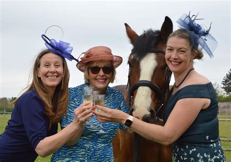 Bob hairdos for women offer a fresh look this summer season