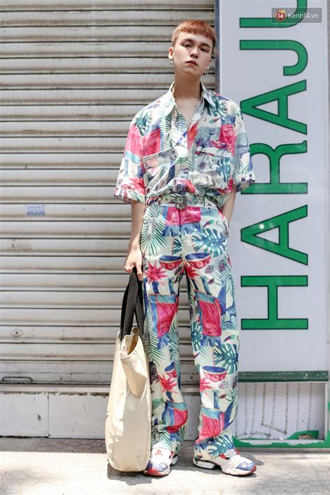 Mới đầu hè giới trẻ đã khoe street style cực gắt với hot trend đồ hoa cả cành bodysuit đồ