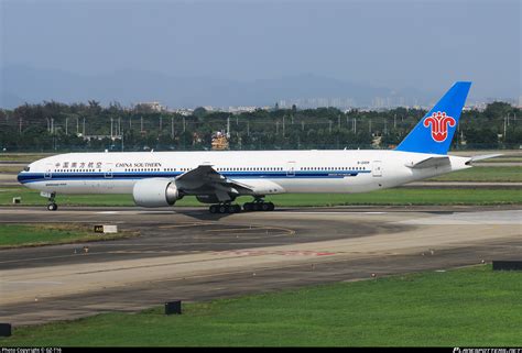 B Dm China Southern Airlines Boeing Er Photo By Gz T Id