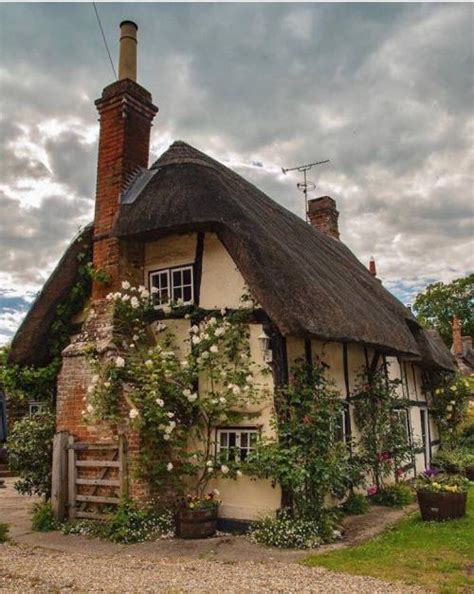 20 Gorgeous English Thatched Cottages Artofit