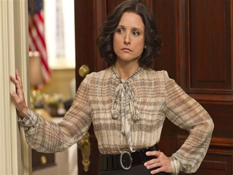 Julia Louis Dreyfus Praised By Critics For Veep Performance Cbs News