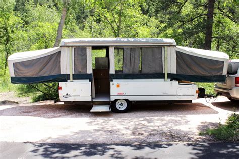 2002 Coleman Westlake Popup Folding Camper RV Rental