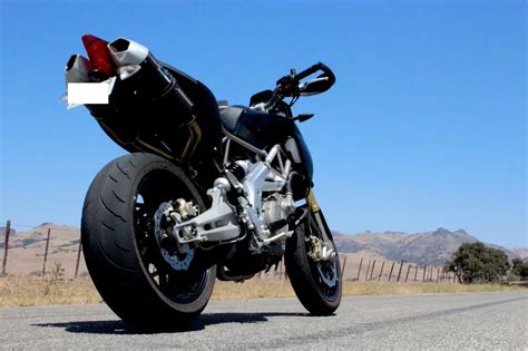 RARE 2009 APRILIA DORSODURO 750 SUPERMOTO 92HP MOTORCYCLE NAKED SUPERMOTARD MOTO