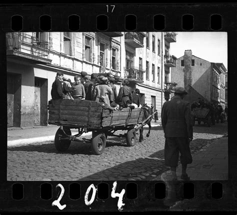 This Jewish Photographer Captured Life In A World War Ii Ghetto