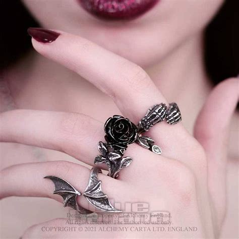 Alchemy Gothic Wild Black Rose Ring Alternative Jewellery