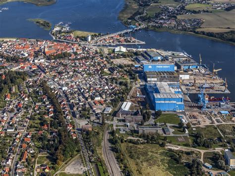 Wolgast Von Oben Werftgel Nde Der Peene Werft In Wolgast Im