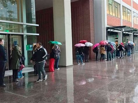 Trabajadores Del Conicet Fueron Informados En La Puerta Del Organismo