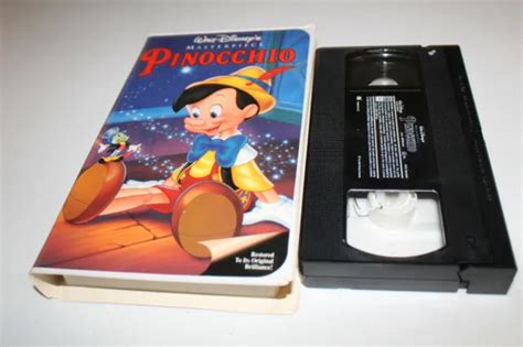 PINOCCHIO VHS 1940 Clamshell Walt Disney Masterpiece Dickie Jones