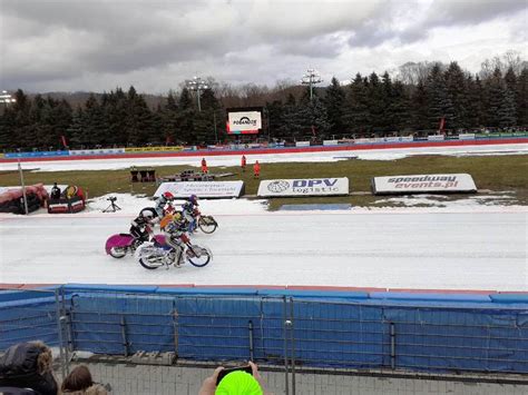 Ice speedway w Sanoku galeria zdjęć z IME NA WIRAŻU