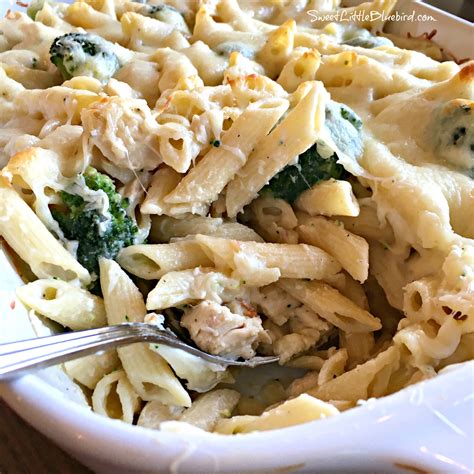 Chicken Penne Pasta Alfredo