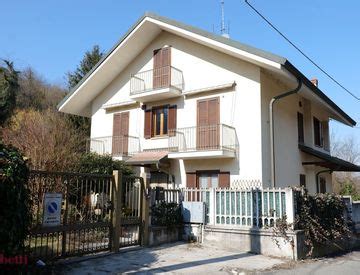 Casa Bifamiliare Trifamiliare In Vendita In Via Rivodora 53 A