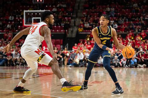 bench   hardwood  kobe bufkin bided  time