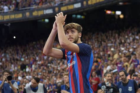 Barcelona Valencia Agree Loan Deal For Nico Gonz Lez Report Barca