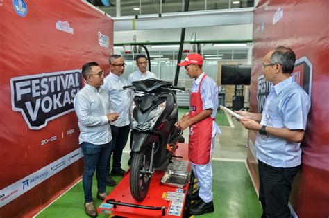 FOTO Motor Listrik Jadi Materi Uji Baru Festival Vokasi AHM