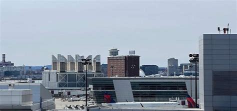 Arrivals at Boston Logan Airport | Arriving terminal BOS