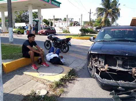 Motociclista Resulta Lesionado Tras Ser Impactado Por Una Camioneta