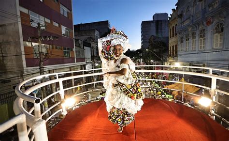 ILÊ AIYÊ VAI COMPLETAR 50 ANOS E PROMOVE FESTA NO PELOURINHO Bahia