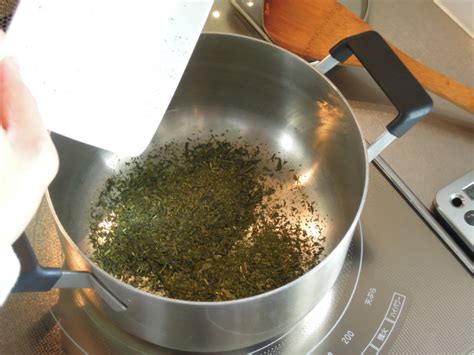 Tales Of Japanese Tea Enhancing Your Tea By Roasting How To Roast