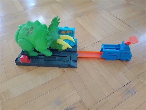 Hot Wheels Smashin Triceratops Play Set гр София Стрелбище OLX bg