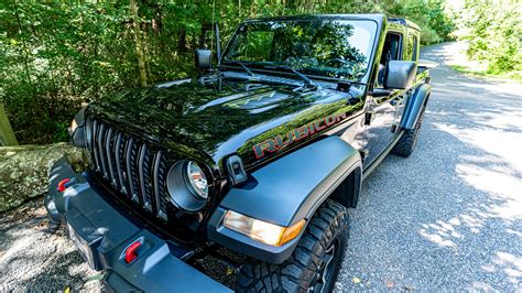 Jeep Gladiator Rubicon - Rent My Cars & Parking