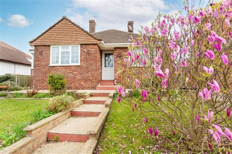 Beach Road Hemsby Great Yarmouth Nr29 3 Bedroom Detached Bungalow