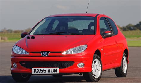 Peugeot 206 Hatchback (1998 - 2009) Photos | Parkers