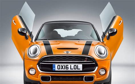 Butterfly Doors On A Mini The Car Guide