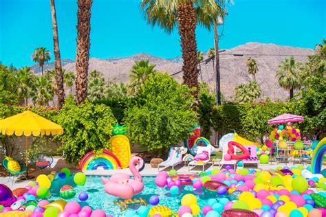 Epic Balloon Pool Party Studio Diy