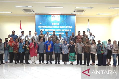 Kemenkominfo Mendorong Lima Program Unggulan Pemkab Jayapura Antara News