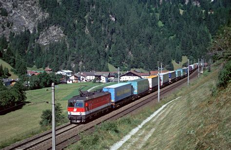 ÖBB 1044 255 mit einer Rollenden Landstraße RoLa Wörgl Flickr