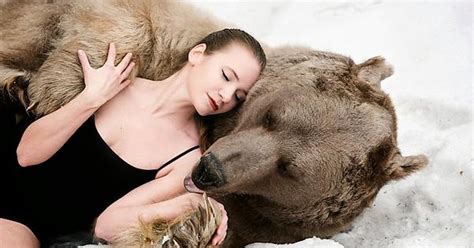 Russian Models Posing With Real Grizzly Bear Album On Imgur