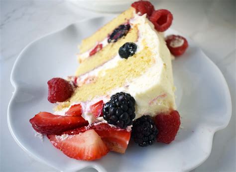 Strawberry Chantilly Cream Cake