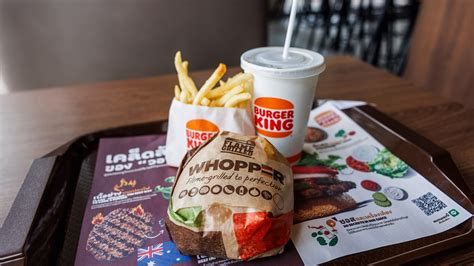 Burger King Verteilt Geschenke Den Zweiten Whopper Gratis Aber Nur