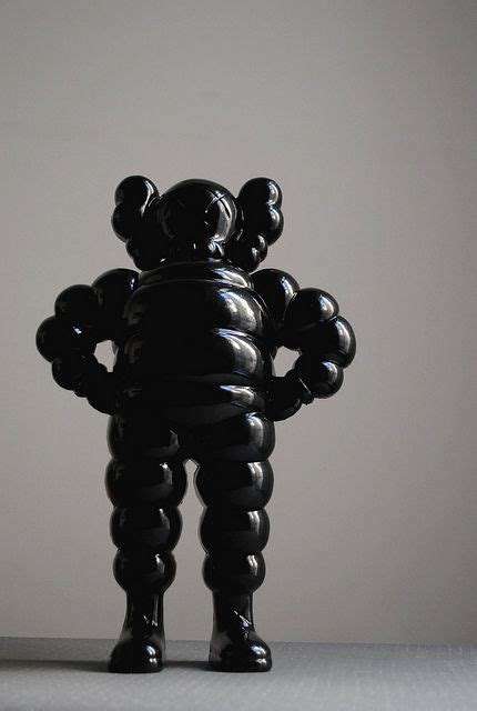 Pin De Leo San En Kaws Fondo De Pantalla De Supreme Peluches Lujos