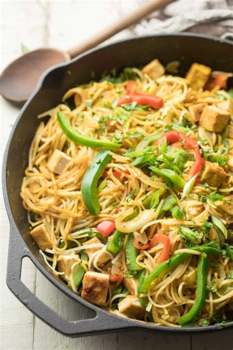 Vegan Singapore Noodles With Tofu Connoisseurus Veg