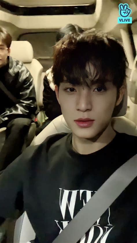 Mingyu Vlive Foto Kekasih Gambar Selebritas