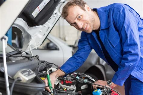 Electric Mechanic Stock Photos Royalty Free Electric Mechanic Images