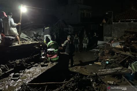 Banjir Bandang Di Kota Batu Korban Jiwa Bertambah